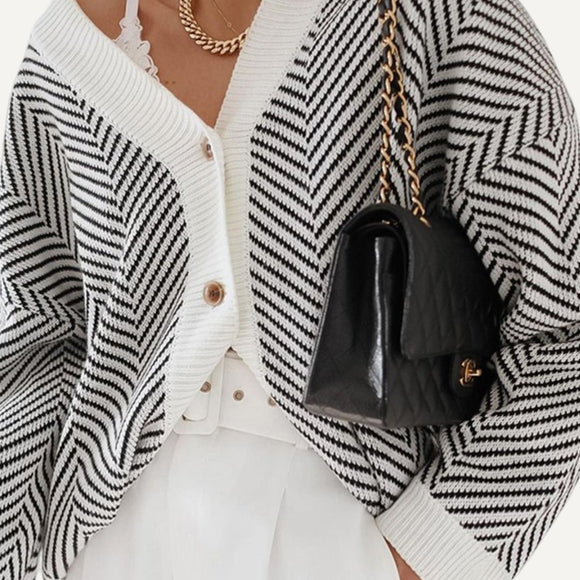 Cárdigan sueter de punto. Chaqueta suéter cálido bordado para mujer.