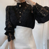 Blusa camisa cuello levantado. Camisa de encaje para mujer.