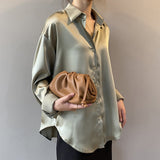 Camisa de seda. Blusa elegante para mujer. Camisas de manga.