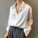 Camisa de seda. Blusa elegante para mujer. Camisas de manga.