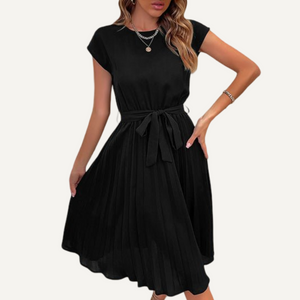 Vestido elegante de cuello redondo para mujer. Vestido manga corta plisado.