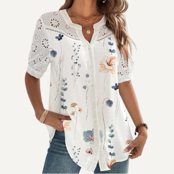 Camisa elegante para mujer. Blusa de manga de encaje corta